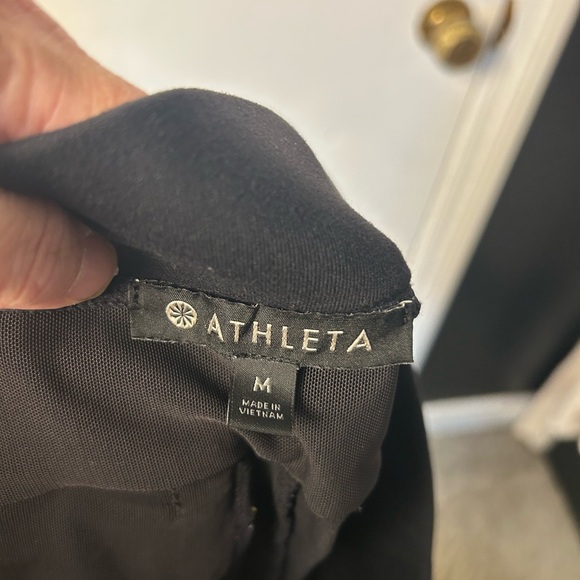 Athleta Black Women's Bermudas - Picture 4 of 6